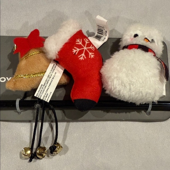 2 Christmas Themed Cat Wands each with 3 Dangling Plush Toys, Teaser Wand Set - Picture 5 of 11